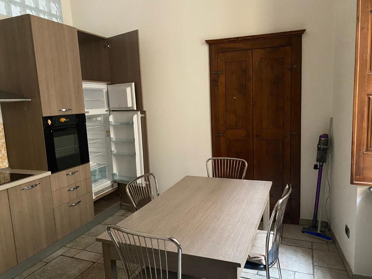 Tito'S Apartment Cuneo Luaran gambar